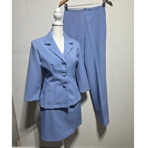 Breakin' Loose 4 Piece Vintage Y2K Baby Blue Suit Size 5/6